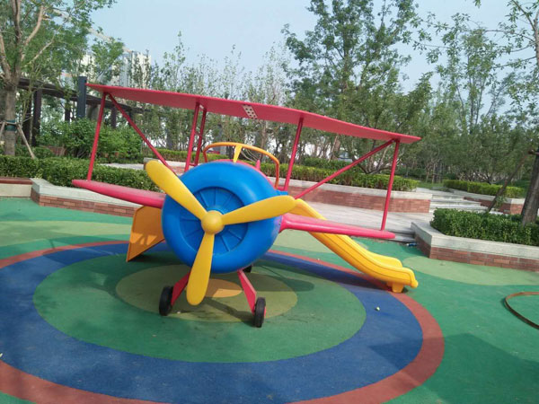 兒童游樂設(shè)施